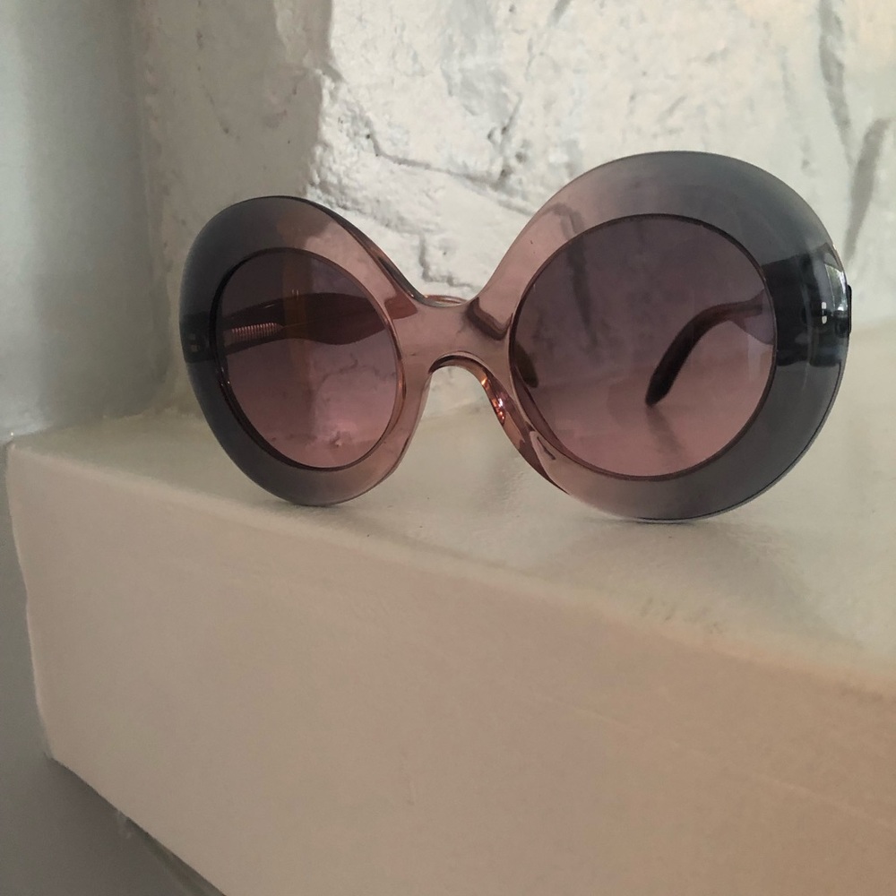 Victoria Beckham Oversized Round Purple and Pink Sunglasses with case